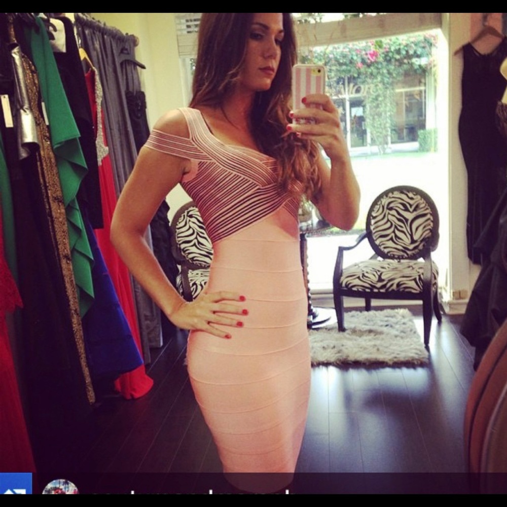 Celeb City Bandage Dress (peach)